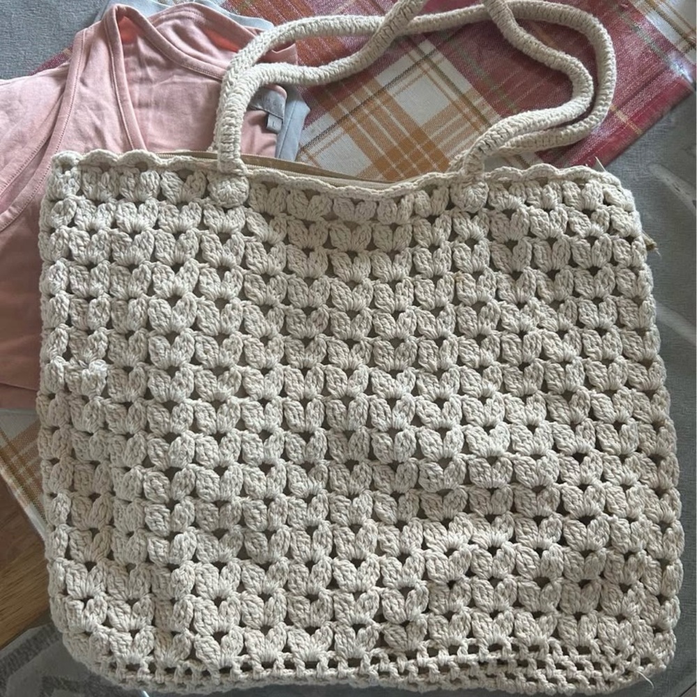 Lovestitch Beige Crochet Tote